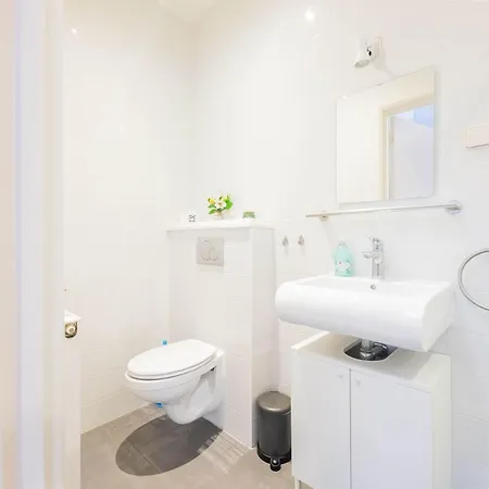 Royal 60m2 One Bedroom - Vw140a *