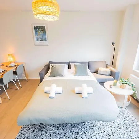 Lejlighed Royal 60m2 One Bedroom - Vw140a