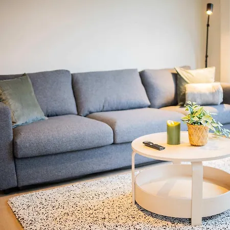 Royal 60m2 One Bedroom - Vw140a *