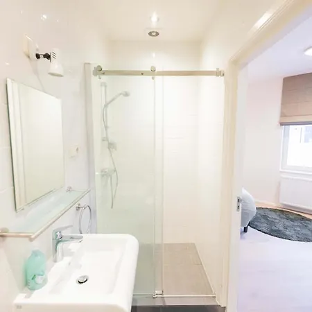 Royal 60m2 One Bedroom - Vw140a 埃因霍温