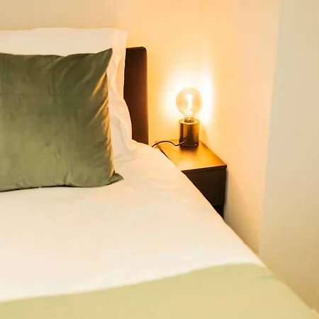 Royal 60m2 One Bedroom - Vw140a דירה איינדהובן