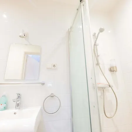 Royal 60m2 One Bedroom - Vw140a דירה