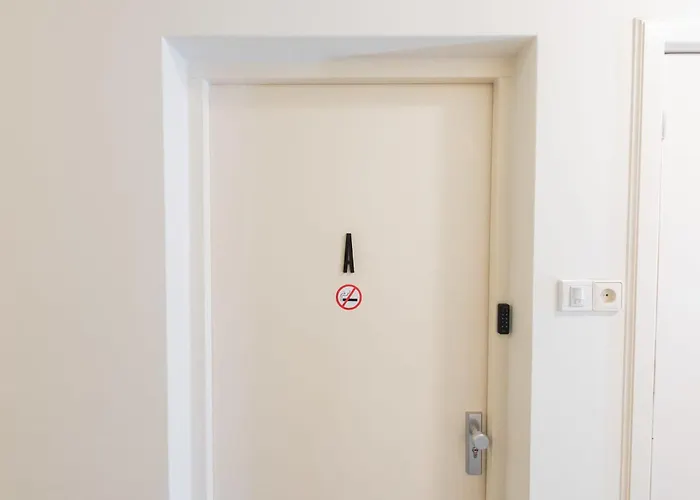 Royal 60m2 One Bedroom - Vw140a